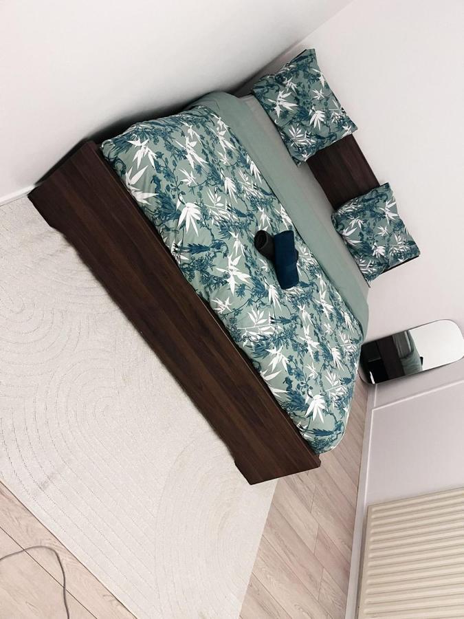Logement Entier Chambre+Salon + Jardin & Terrasse Les Ulis Εξωτερικό φωτογραφία