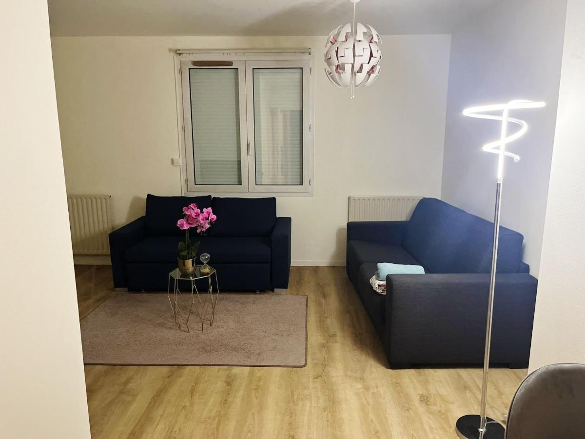 Logement Entier Chambre+Salon + Jardin & Terrasse Les Ulis Εξωτερικό φωτογραφία